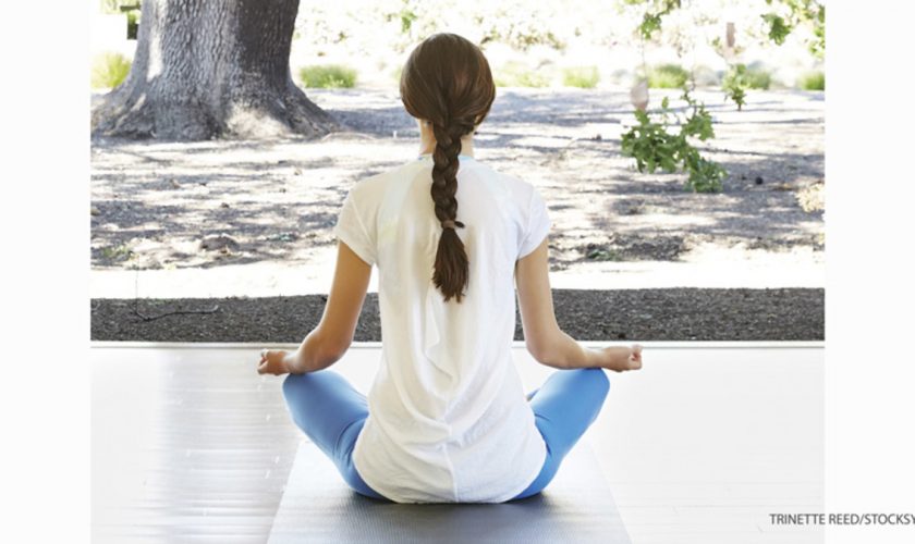 fokus_meditasi_yoga
